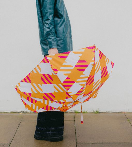 Red & Pink gingham folding compact umbrella – SLOANE