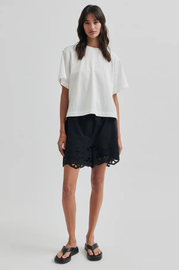 Limonel Tee - White