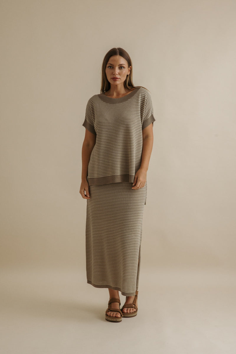 Lattice Short Sleeve Pullover - Khaki x Gold
