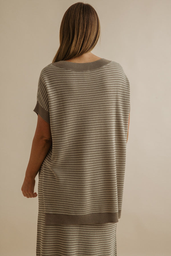 Lattice Short Sleeve Pullover - Khaki x Gold